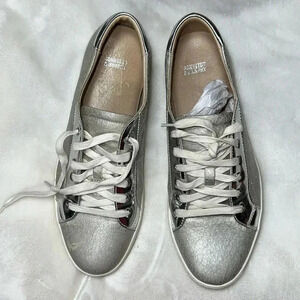 Johnson and Murphy crackled Leather Sneakers